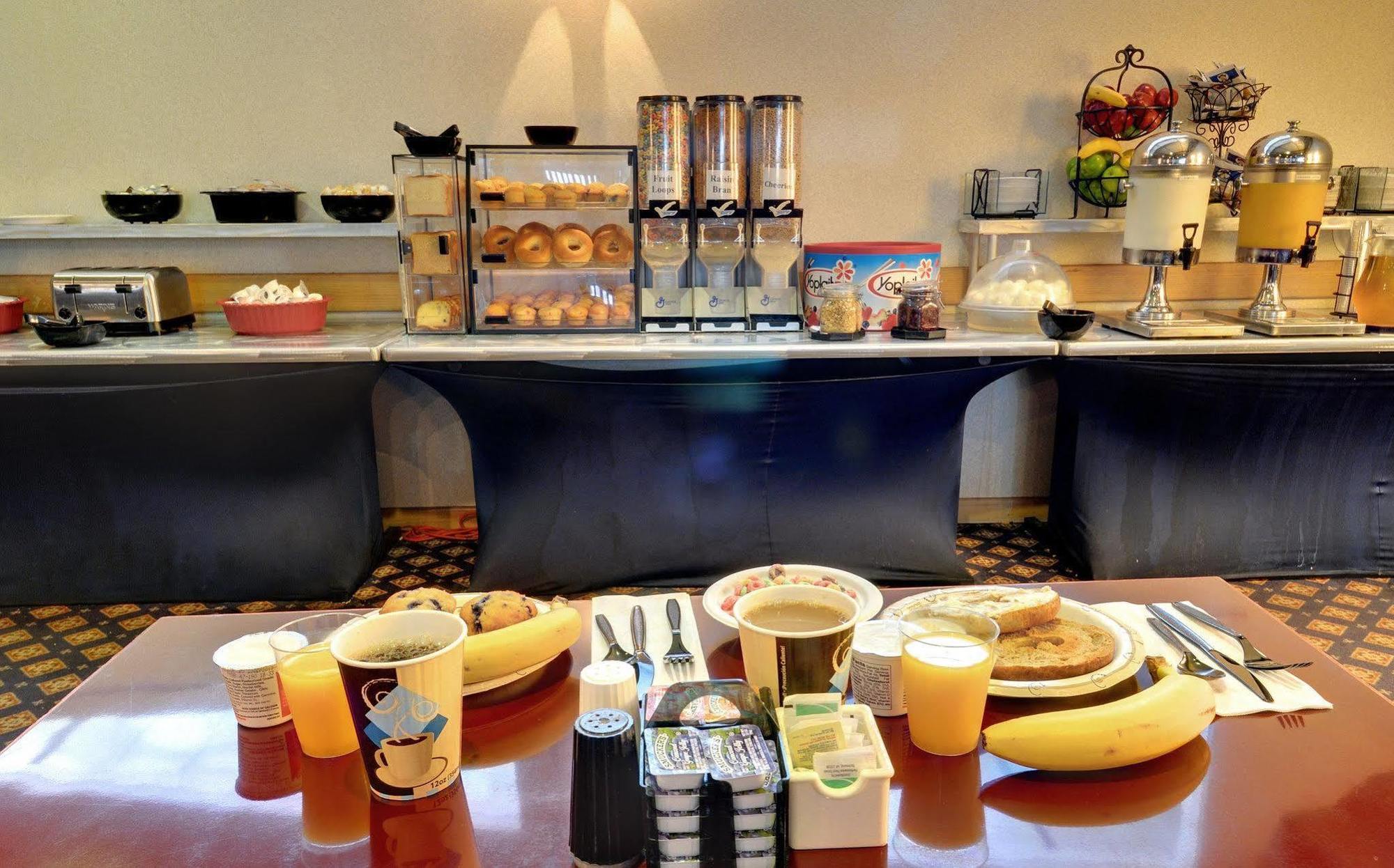 Best Western Plus Waltham Boston Esterno foto